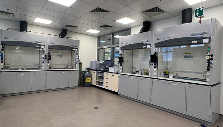 Organic Synthesis Laboratory