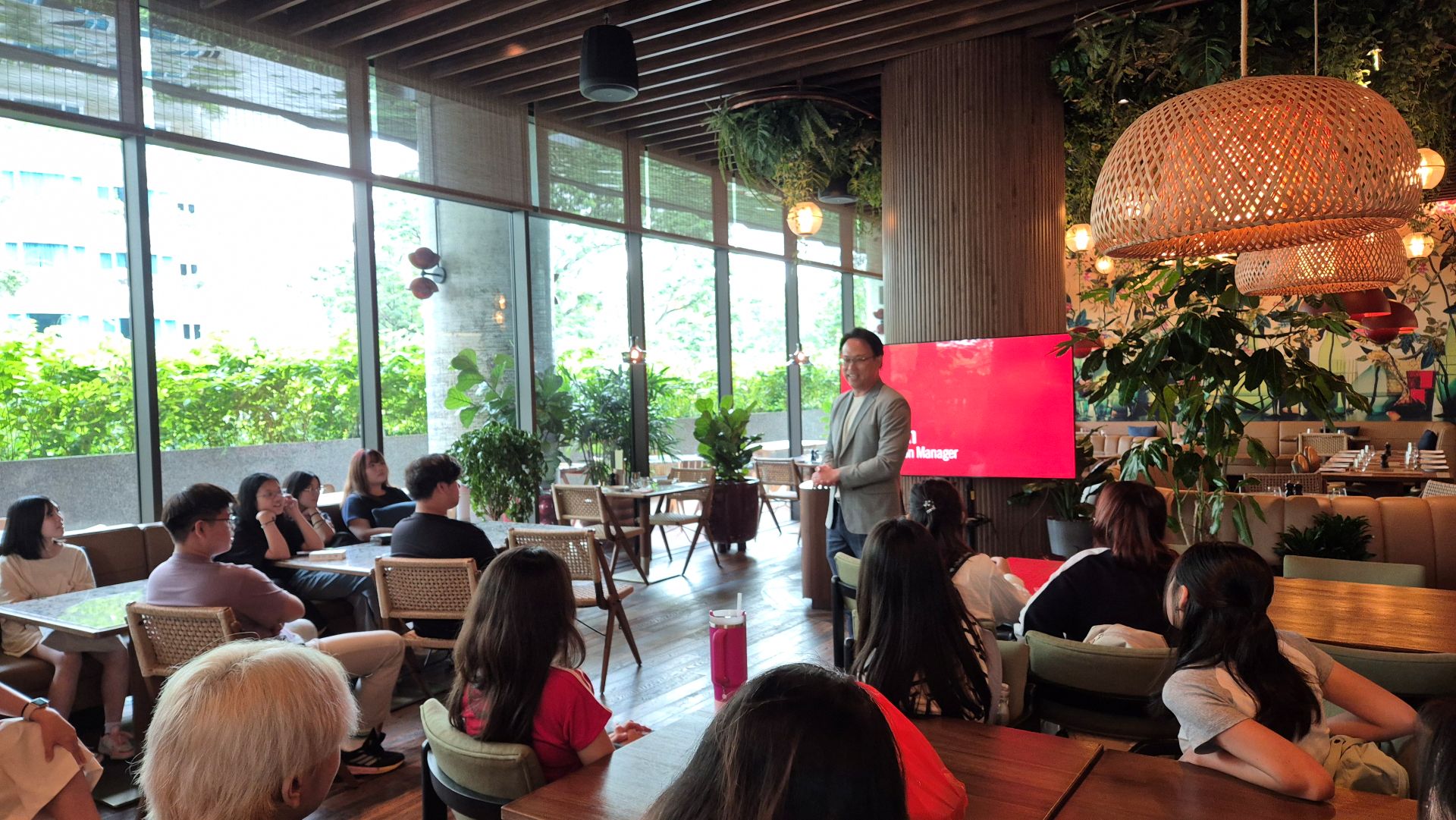 CBP learners – discovering front-and back-of-house operations through an exclusive industry experience at The Standard, Singapore.